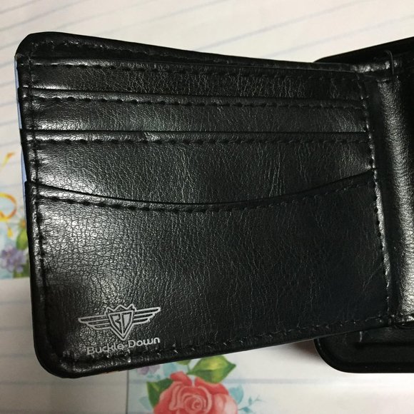 DC Comics Justice League Men's Bifold Wallet - Picture 8 of 16